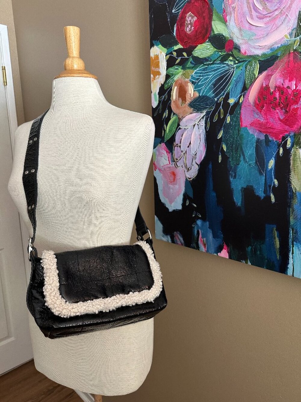 Topshop Y2K Black Faux Leather Sherpa Trim Baguette Shoulder Bag - Picture 7 of 11